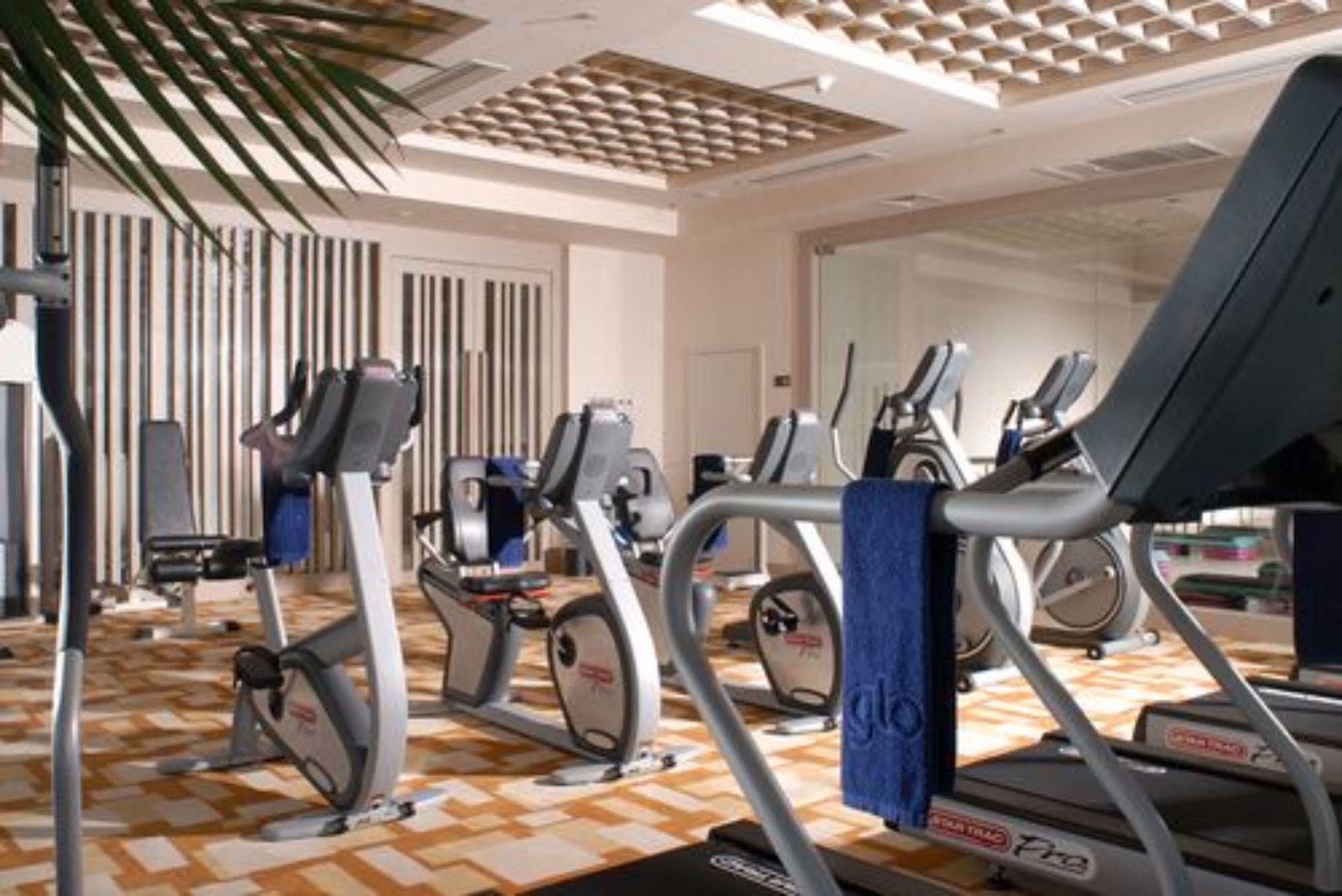 Hotel Nikko Tianjin Extérieur photo The gym at the hotel