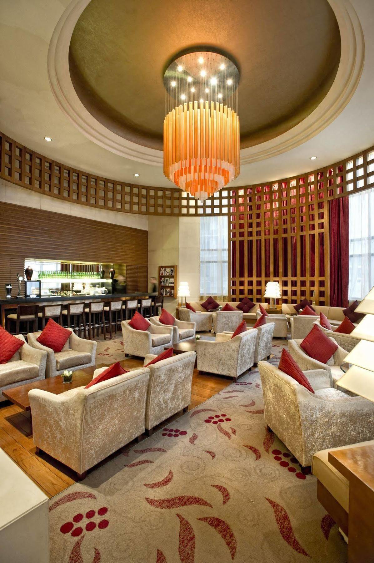 Hotel Nikko Tianjin Extérieur photo The lounge at the airport